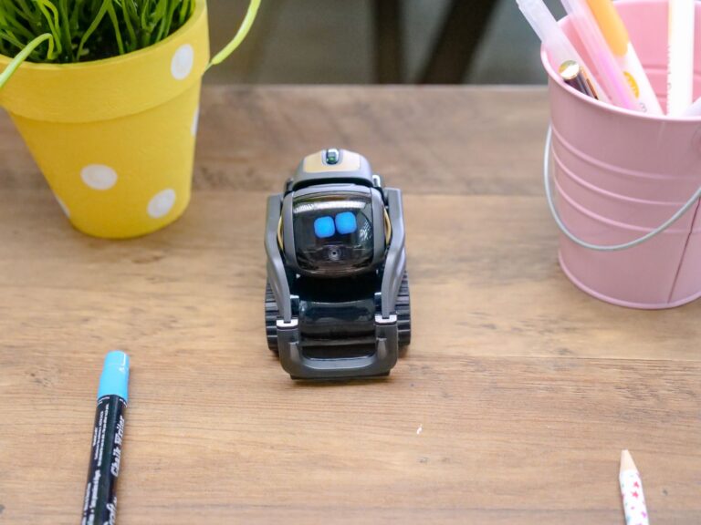 Best AI Gadgets Worth Buying