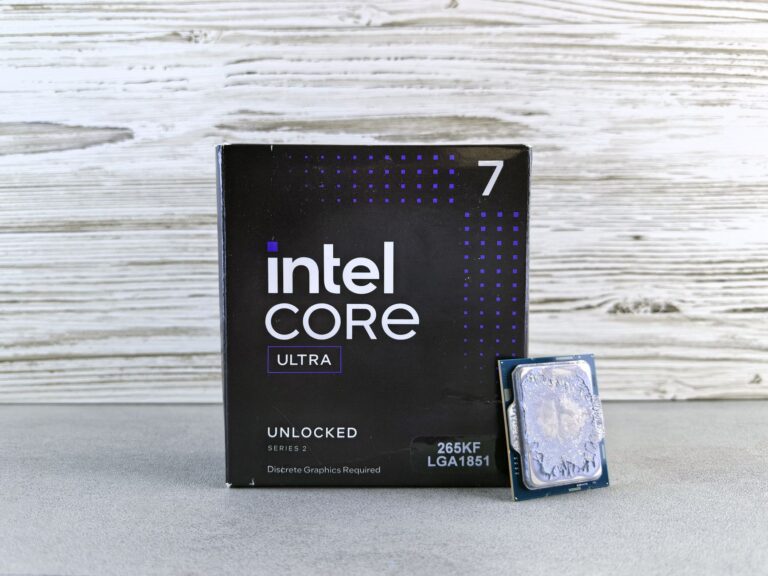 Intel Core Ultra 9 285H vs Core Ultra 7 265H